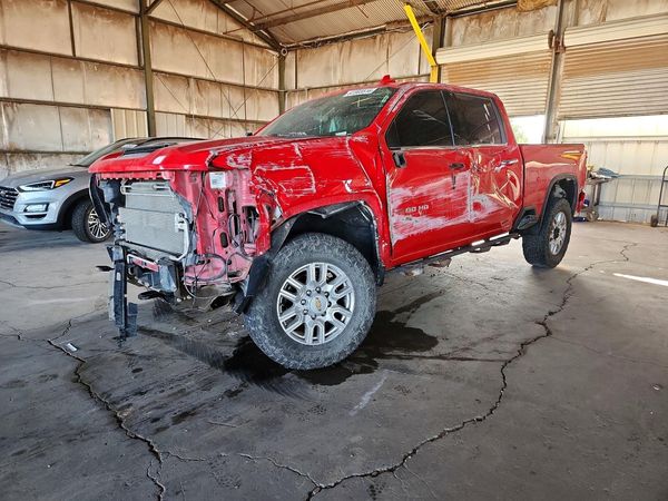 2024 CHEVROLET SILVERADO LTZ — Front 3/4