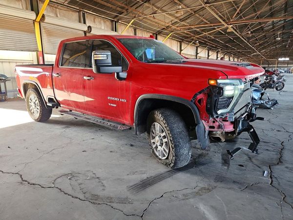 2024 CHEVROLET SILVERADO LTZ — Passenger 3/4