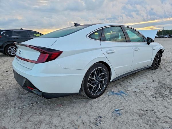 2022 HYUNDAI SONATA