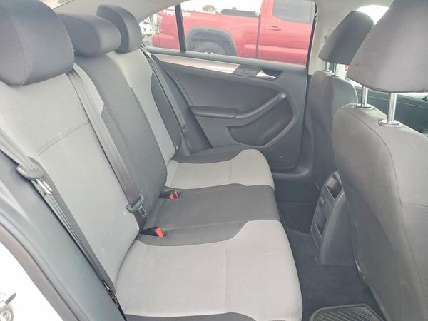 2017 VOLKSWAGEN JETTA S