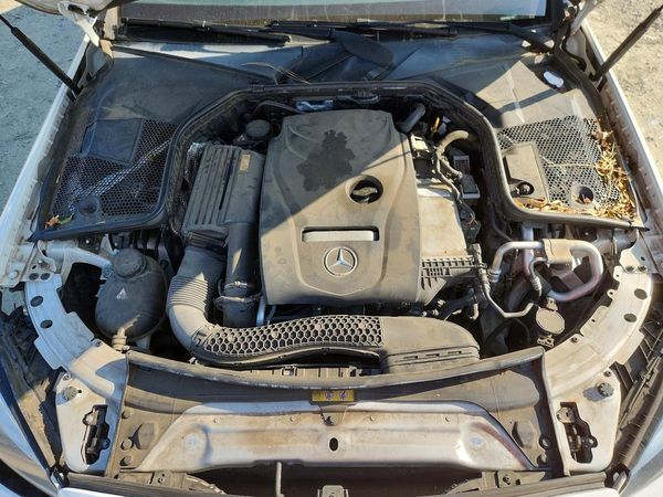 2016 MERCEDES-BENZ C-CLASS C300 — Engine bay