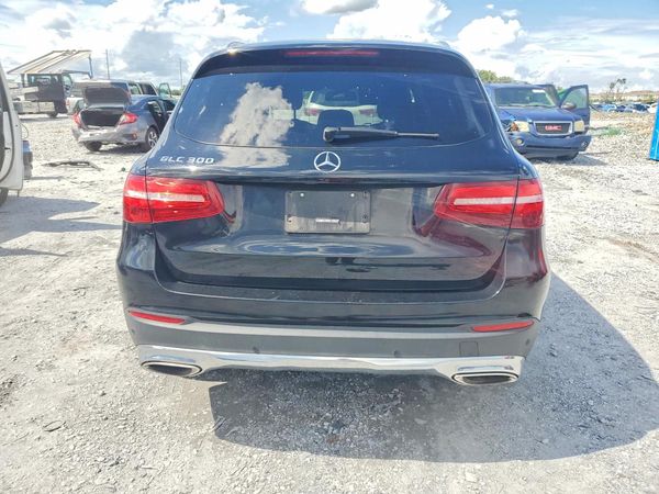 2018 MERCEDES-BENZ GLC