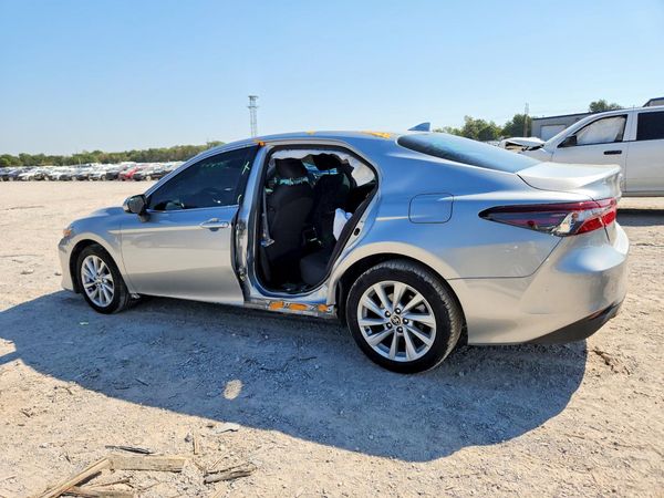 2023 TOYOTA CAMRY