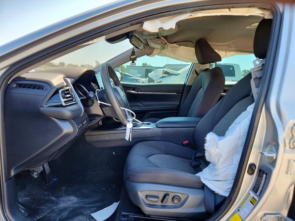2023 TOYOTA CAMRY