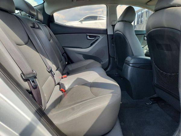 2014 HYUNDAI ELANTRA