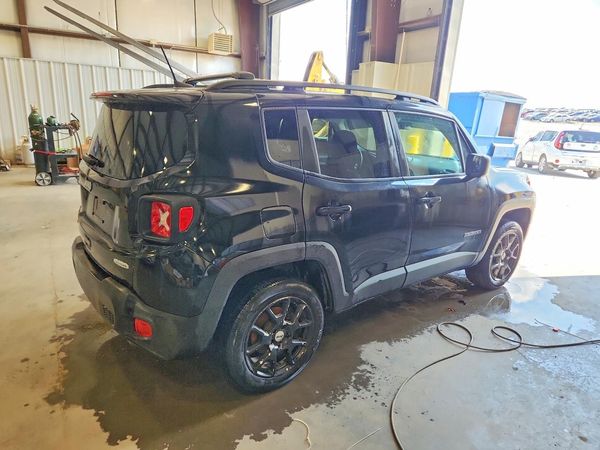 2022 JEEP RENEGADE Latitude, Longitude