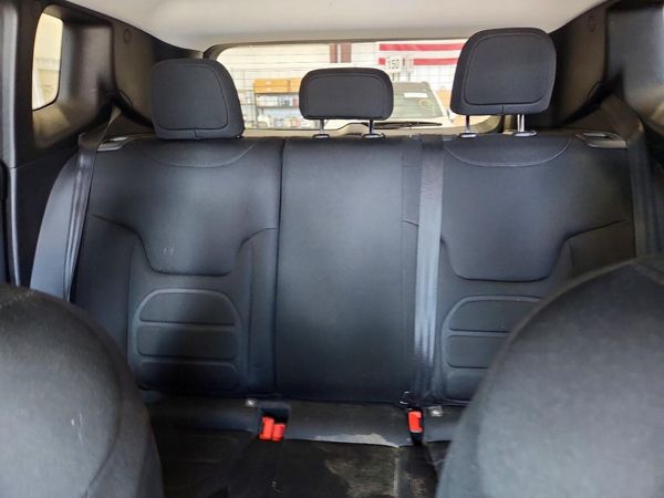 2022 JEEP RENEGADE Latitude, Longitude