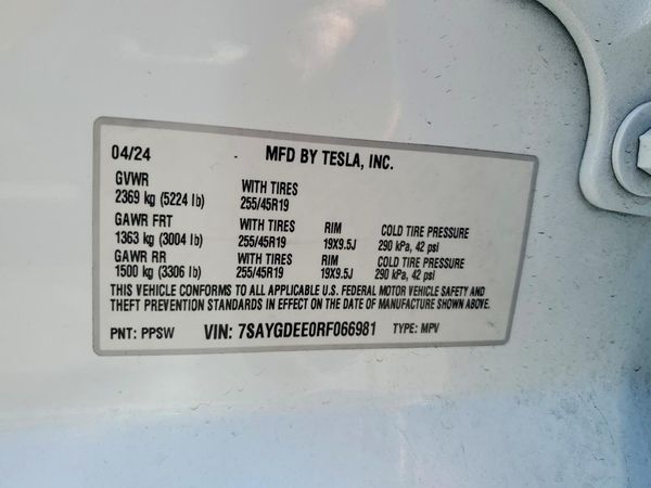2024 TESLA MODEL Y