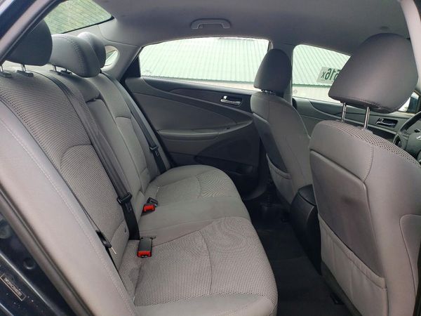 2013 HYUNDAI SONATA GLS/ GLS Popular