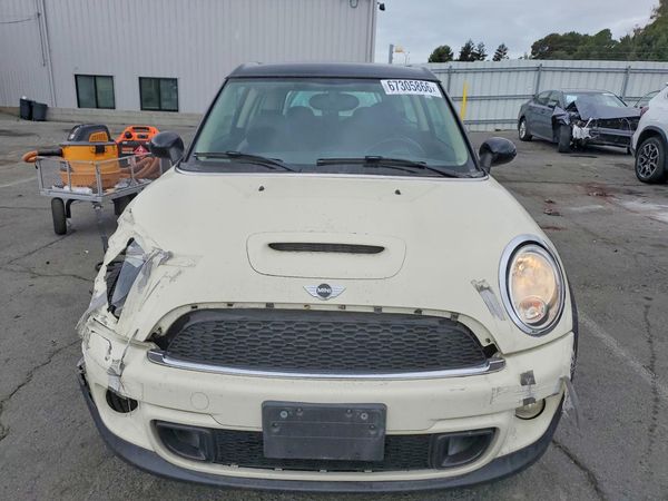 2013 MINI COOPER