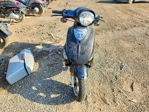 2023 GENUINE SCOOTER CO. SCOOTER