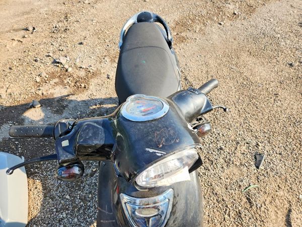 2023 GENUINE SCOOTER CO. SCOOTER