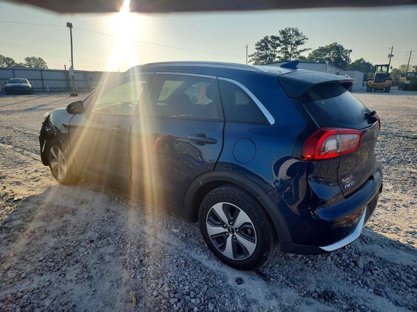 2017 KIA NIRO FE / LX / LX Tech