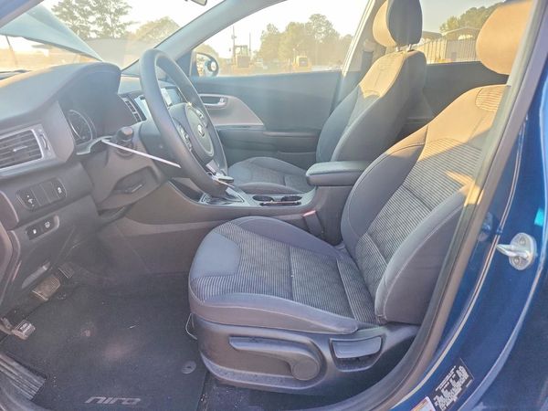 2017 KIA NIRO FE / LX / LX Tech