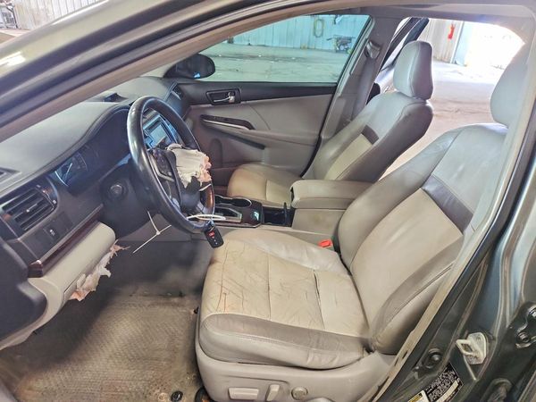 2012 TOYOTA CAMRY — DENT