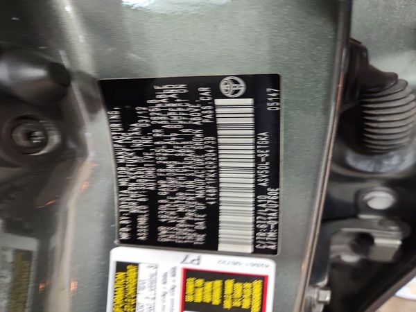 2012 TOYOTA CAMRY — VINS