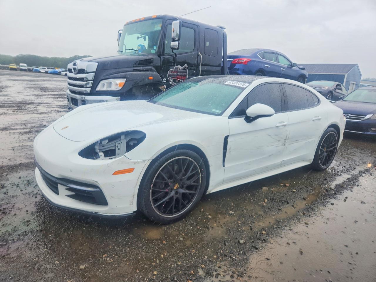 2018 PORSCHE PANAMERA Base / 4