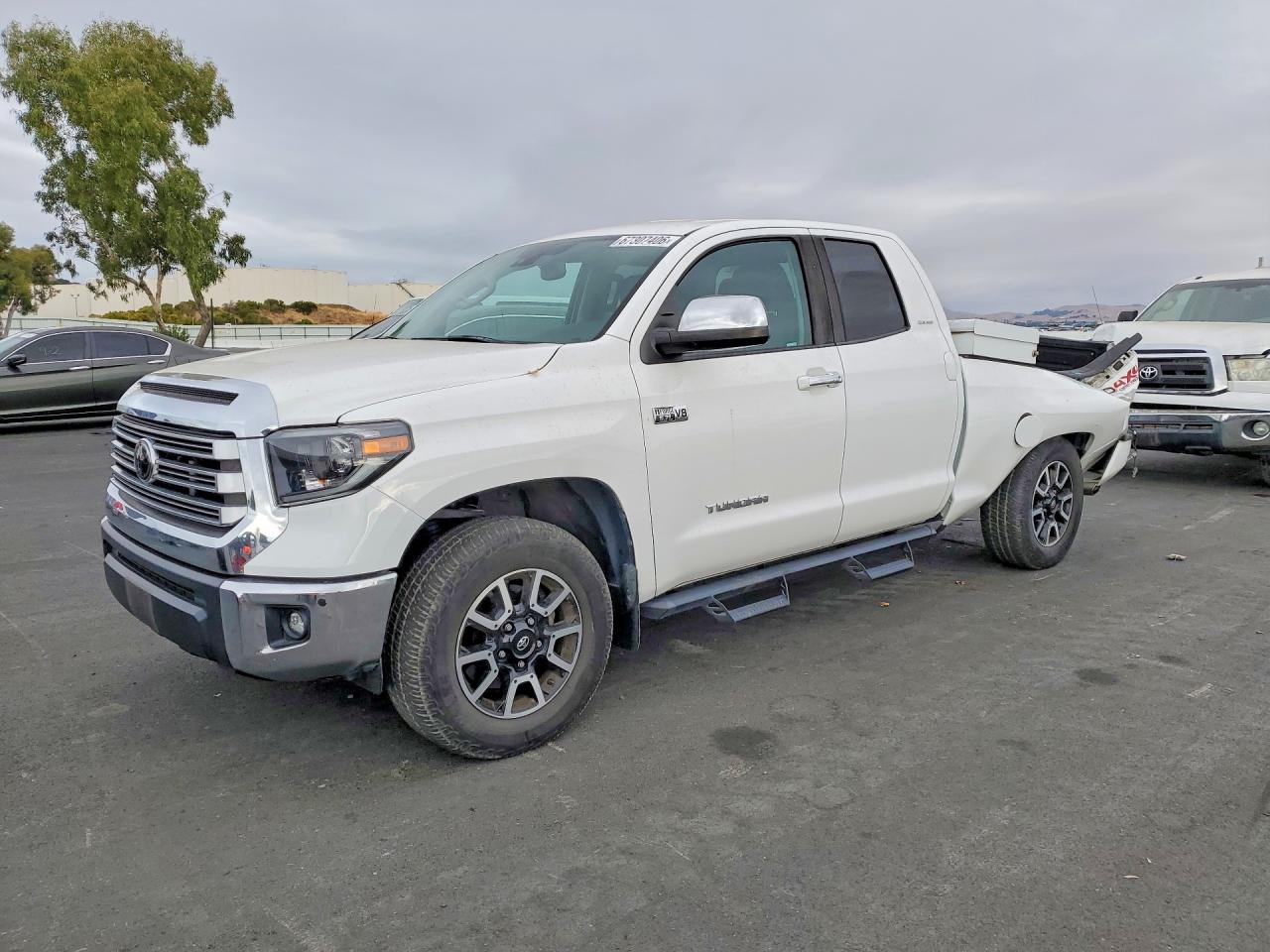 2020 TOYOTA TUNDRA Limited Grade