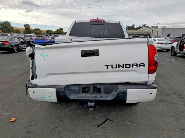 2020 TOYOTA TUNDRA Limited Grade