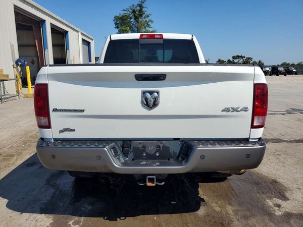 2013 RAM 1500 SLT