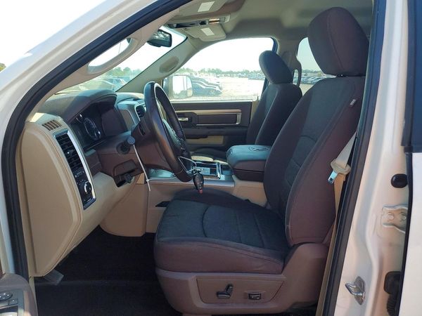 2013 RAM 1500 SLT