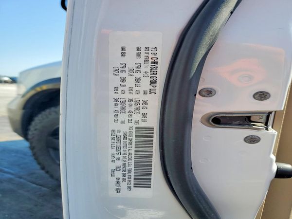 2013 RAM 1500 SLT