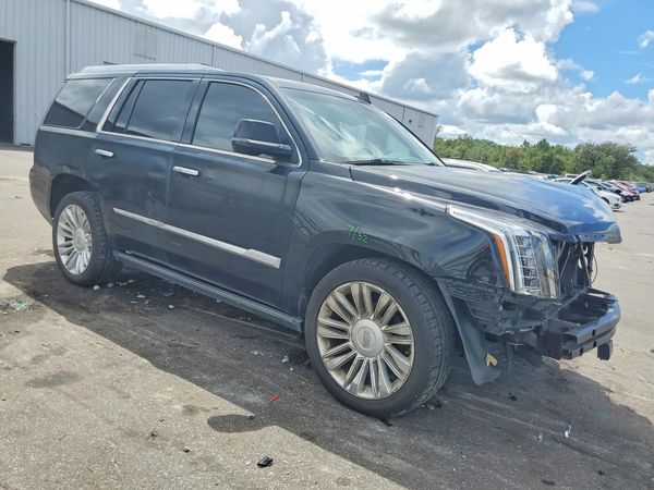 2016 CADILLAC ESCALADE