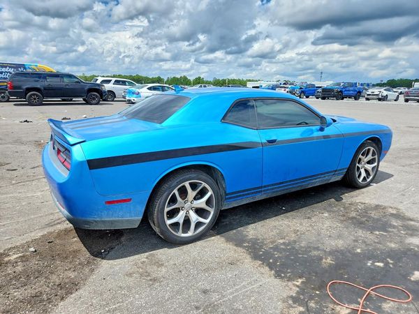2015 DODGE CHALLENGER SXT Plus