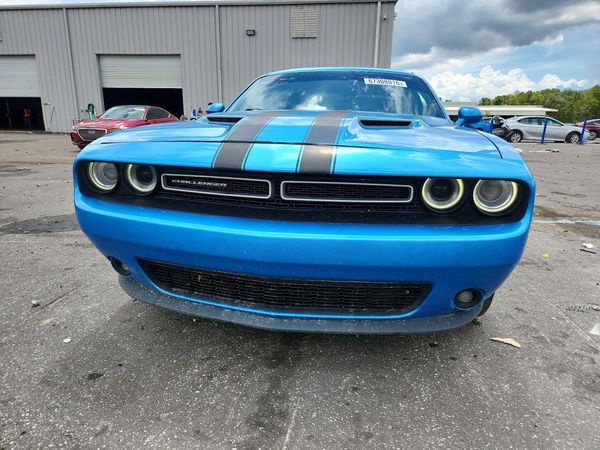 2015 DODGE CHALLENGER SXT Plus
