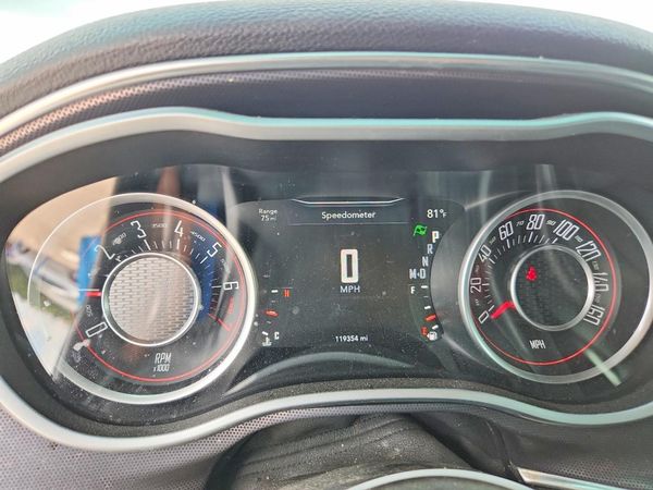 2015 DODGE CHALLENGER SXT Plus