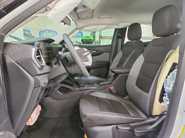 2026 CHEVROLET TRAILBLAZE LS — DENT