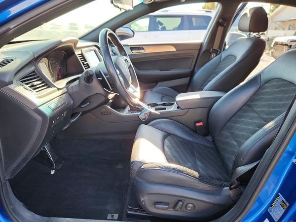 2019 HYUNDAI SONATA