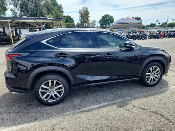 2015 LEXUS NX 200t Luxury