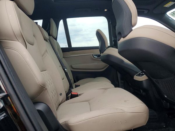 2026 VOLVO XC90