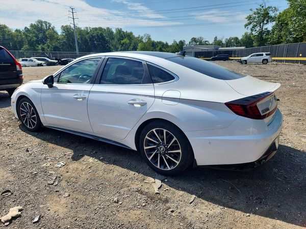 2022 HYUNDAI SONATA