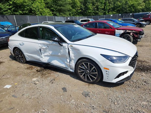 2022 HYUNDAI SONATA