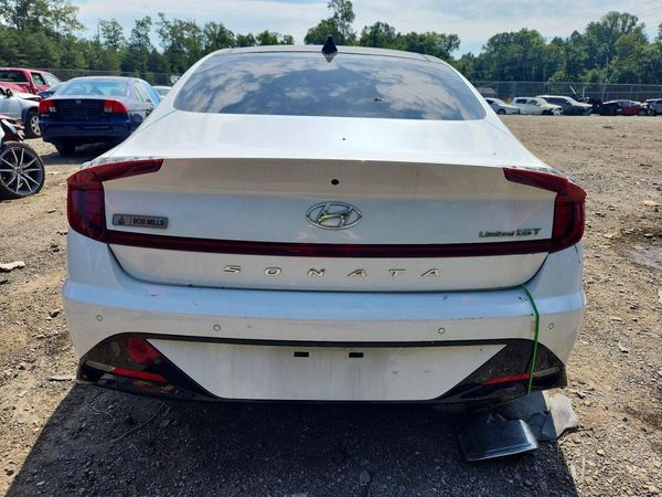2022 HYUNDAI SONATA