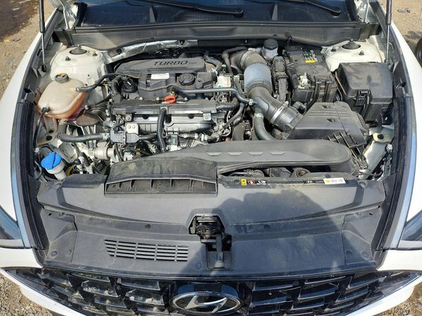2022 HYUNDAI SONATA