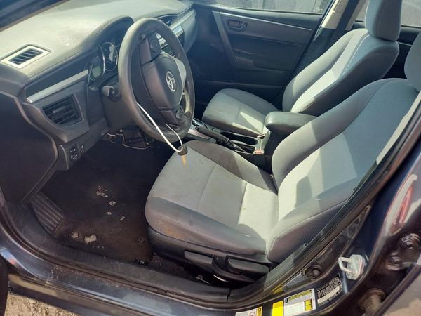 2015 TOYOTA COROLLA