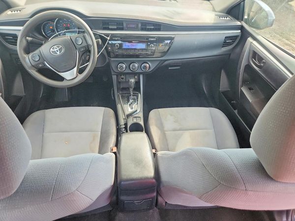 2015 TOYOTA COROLLA