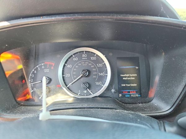2021 TOYOTA COROLLA