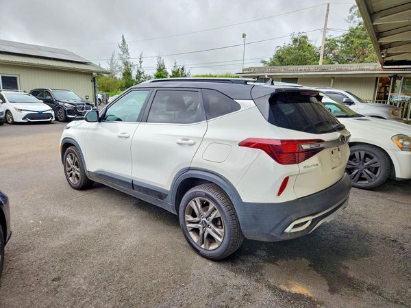 2021 KIA SELTOS S