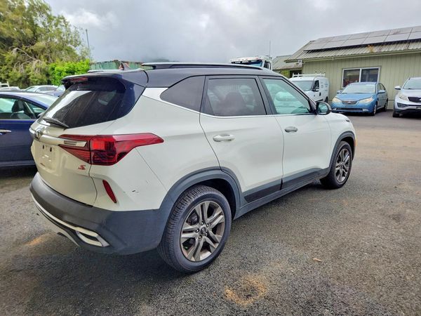 2021 KIA SELTOS S
