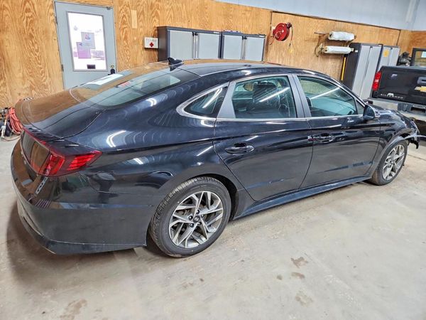 2022 HYUNDAI SONATA
