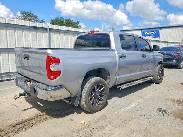 2018 TOYOTA TUNDRA SR5