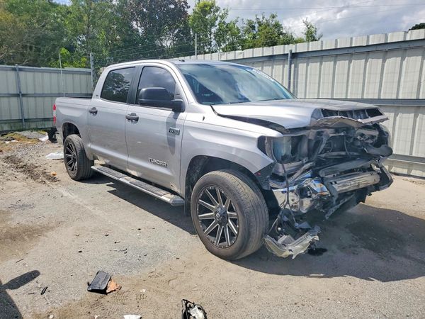 2018 TOYOTA TUNDRA SR5