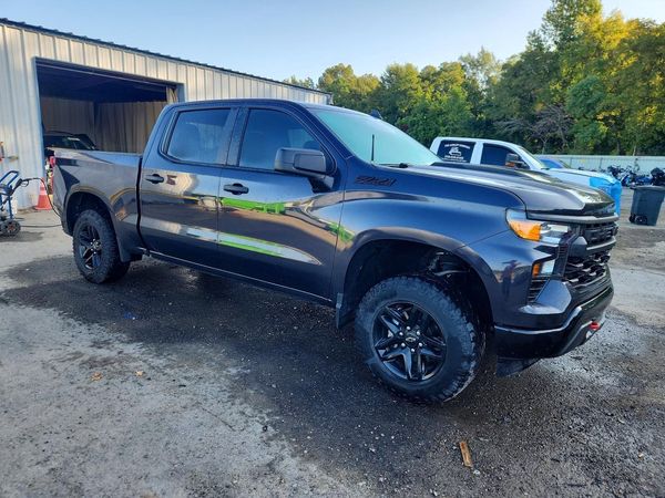 2023 CHEVROLET SILVERADO Trail Boss Custom — Passenger 3/4