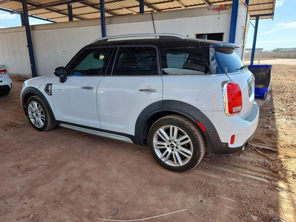 2019 MINI COOPER