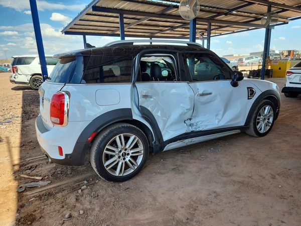 2019 MINI COOPER