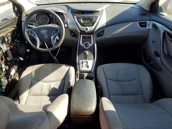 2012 HYUNDAI ELANTRA GLS(Middle grade)